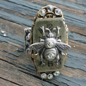 Bee On Time Ring