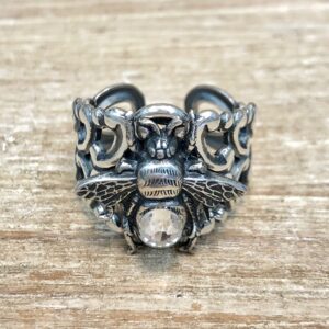 Sweet Bee Ring