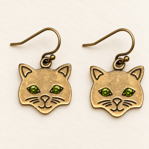 Sparkly Eyed Cat Earrings