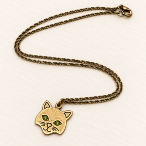 Sparkly Eyed Cat Necklace