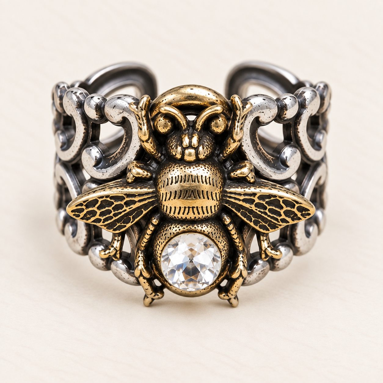 Sweet Bee Ring